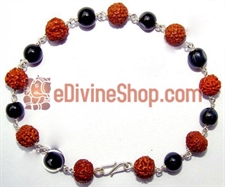 Picture of Rudraksha and Cat's Eye Combination Bracelet in Silver